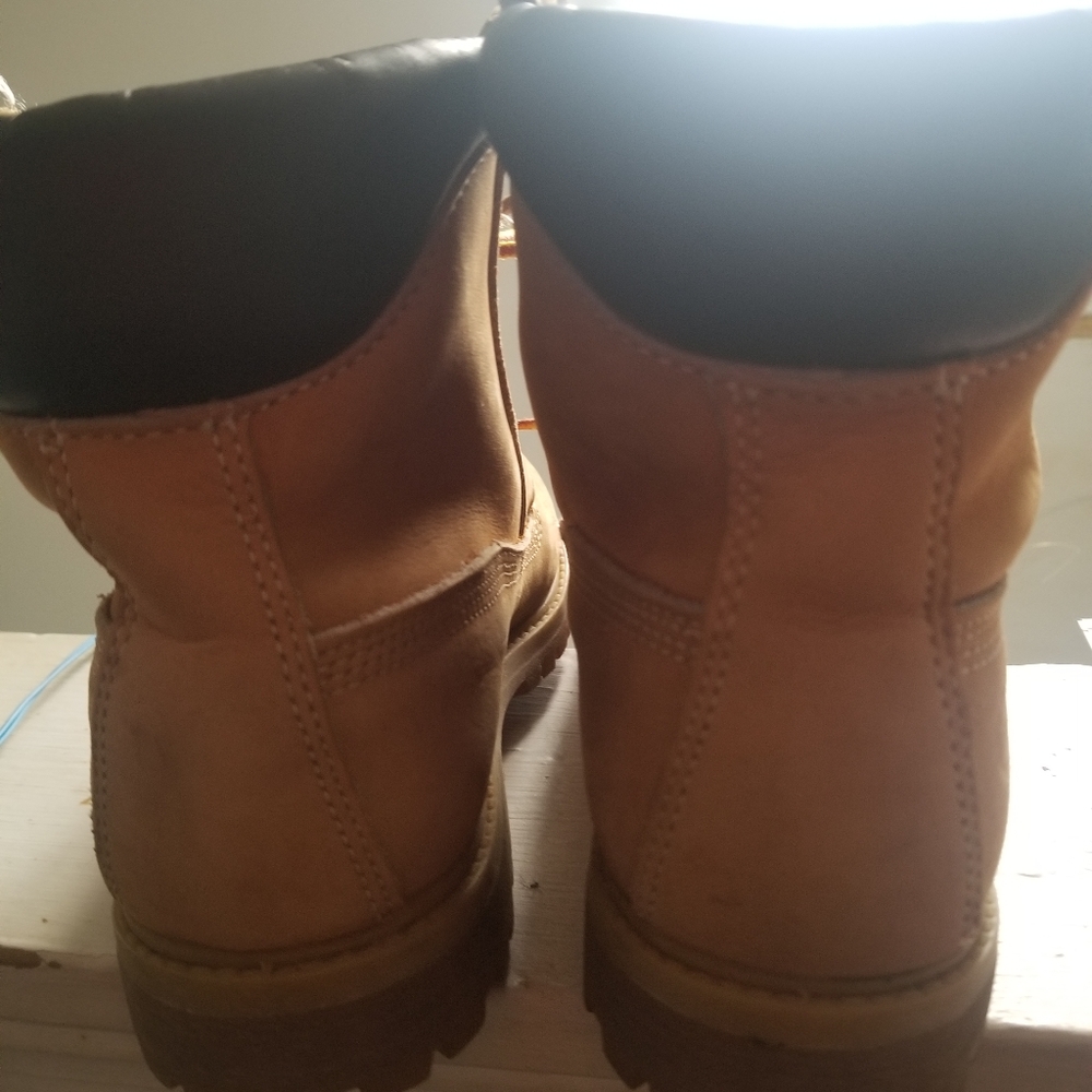 Timberland - Picture 3 of 4
